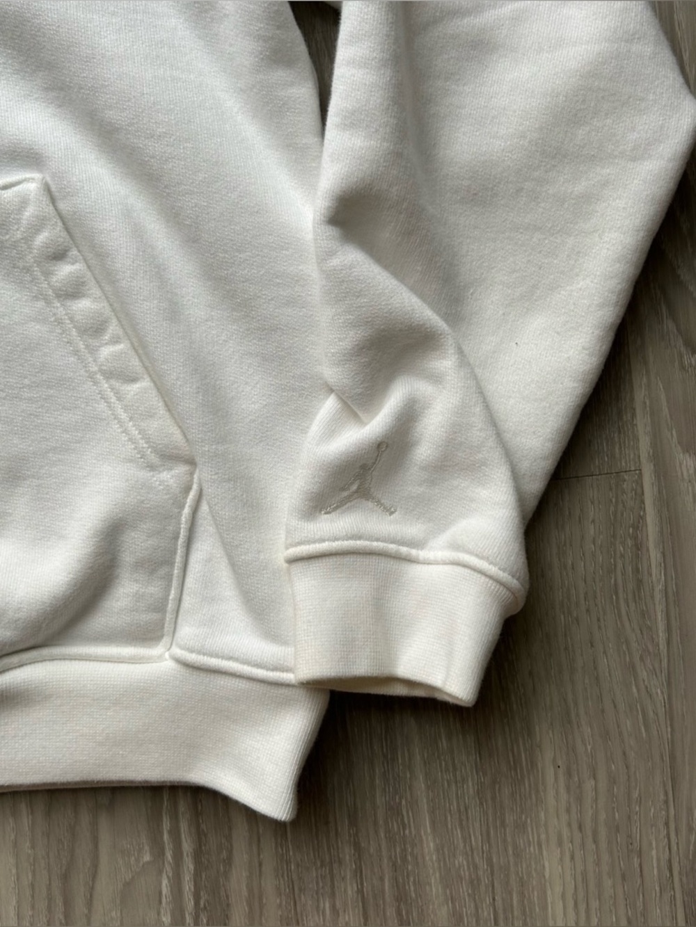 Jordan Heavyweight Wordmark Hoodie in Classic White (Small) - Picture 5 of 11
